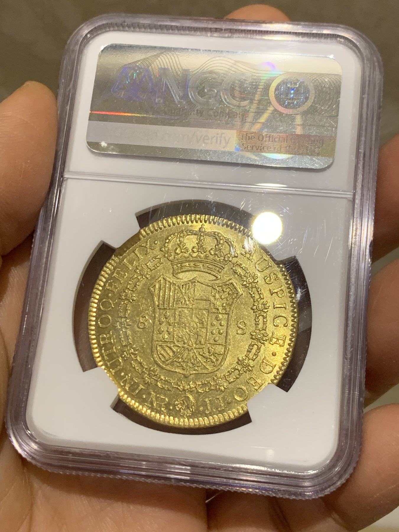 《竞宝斋》圣诞专辑  第二场  第228场 定制纪念章相赠 (全场顺丰包邮) NGC-MS62 1792年西属哥伦比亚8埃斯库多金币 早期卡四，打制完美，没有减重痕，MS西属大金及其难得,唯二亚军分，上面只有一个63