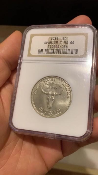 《竞宝斋》圣诞专辑  第二场  第228场 定制纪念章相赠 (全场顺丰包邮) NGC-MS66 美国 1935年 西班牙小道 半美元纪念币 半美元纪念币中的难点 老盒高分 收藏一步到位