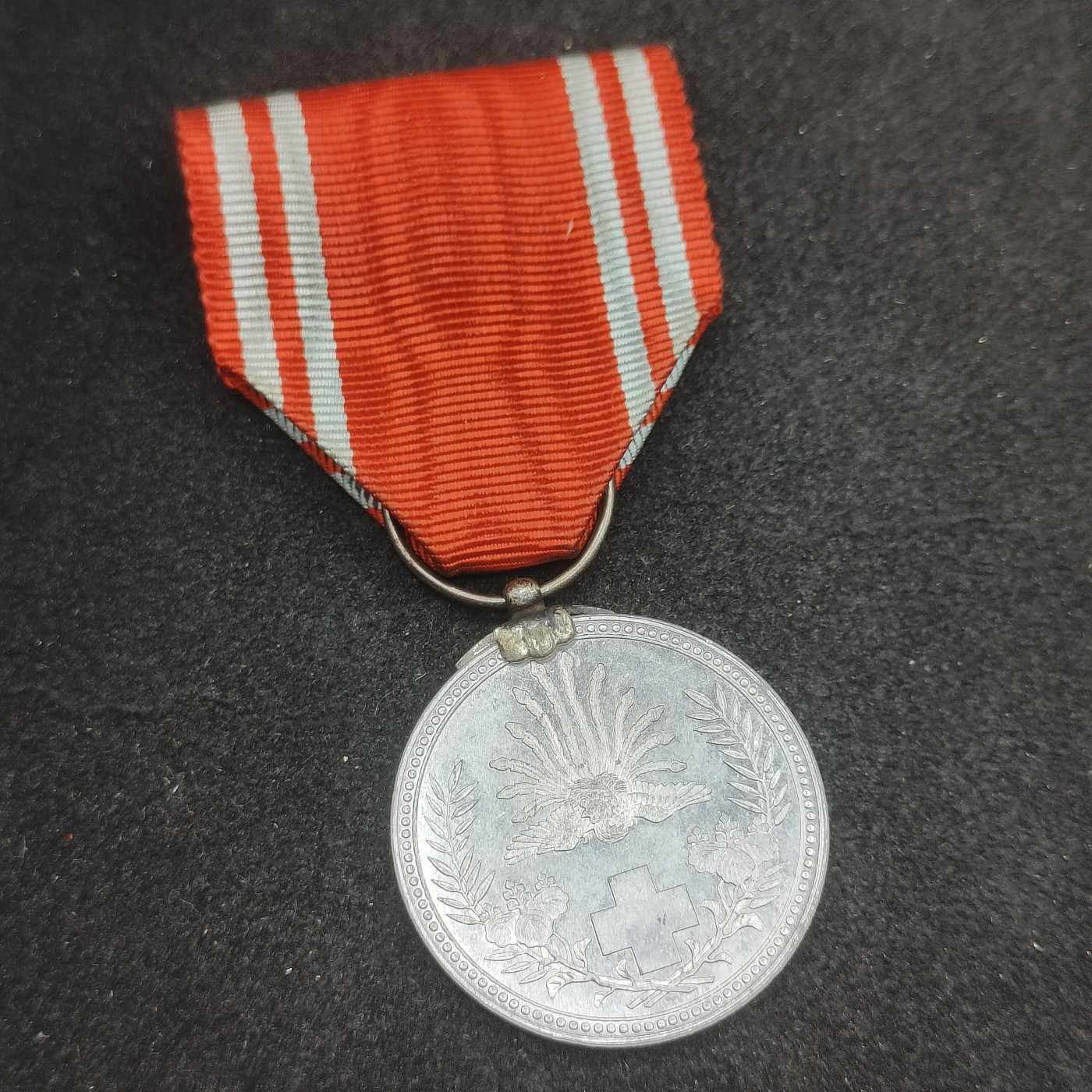 全场0元起拍 第120期 咸鱼国勋章拍卖专场 12月27日（周三）下午6：00开始 日本赤十字社员章