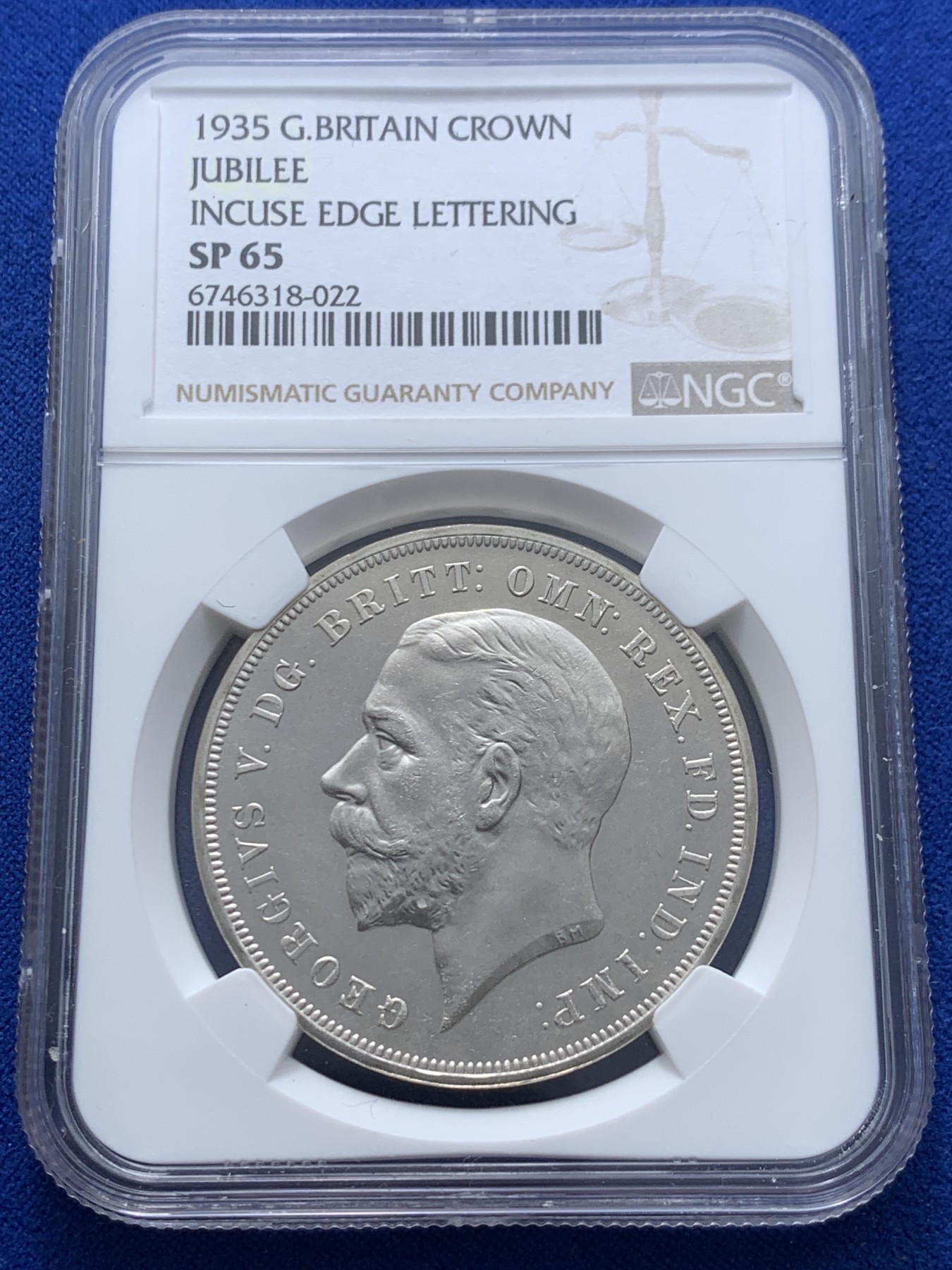 《竞宝斋》圣诞专辑  第二场  第228场 定制纪念章相赠 (全场顺丰包邮) NGC-SP65 英国1935年木马剑克朗大银币，稀少SP版本，高浮雕 早期深打状态好