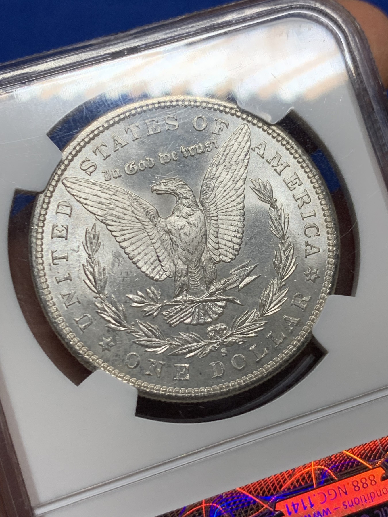 《竞宝斋》圣诞专辑  第二场  第228场 定制纪念章相赠 (全场顺丰包邮) NGC-MS66 美国 1881年 1美元摩根币 来自美国国库 摩根中高分、五彩、特殊标签都满足 一步到位的收藏
