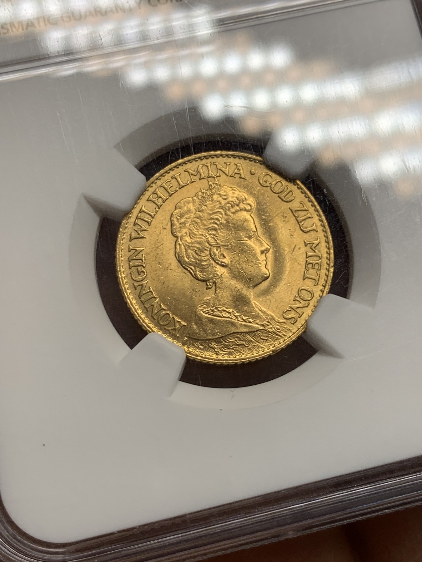 《竞宝斋》圣诞专辑  第二场  第228场 定制纪念章相赠 (全场顺丰包邮) NGC-MS64 1917荷兰威廉明娜10盾金币 少妇版车轮光金灿灿 热门好品潜力高