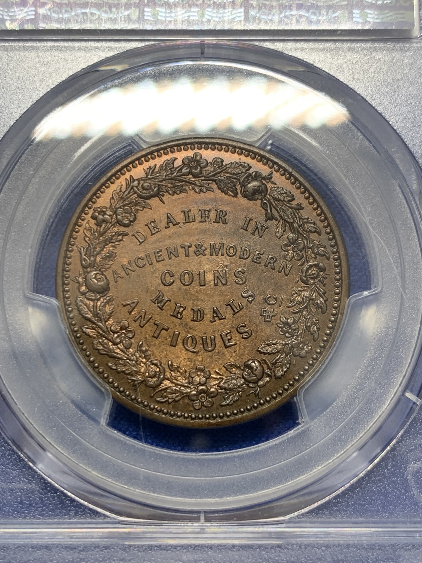 《竞宝斋》圣诞专辑  第二场  第228场 定制纪念章相赠 (全场顺丰包邮) PCGS MS65 唯一冠军 英国1834年Token半便士，著名币商William Till广告币
