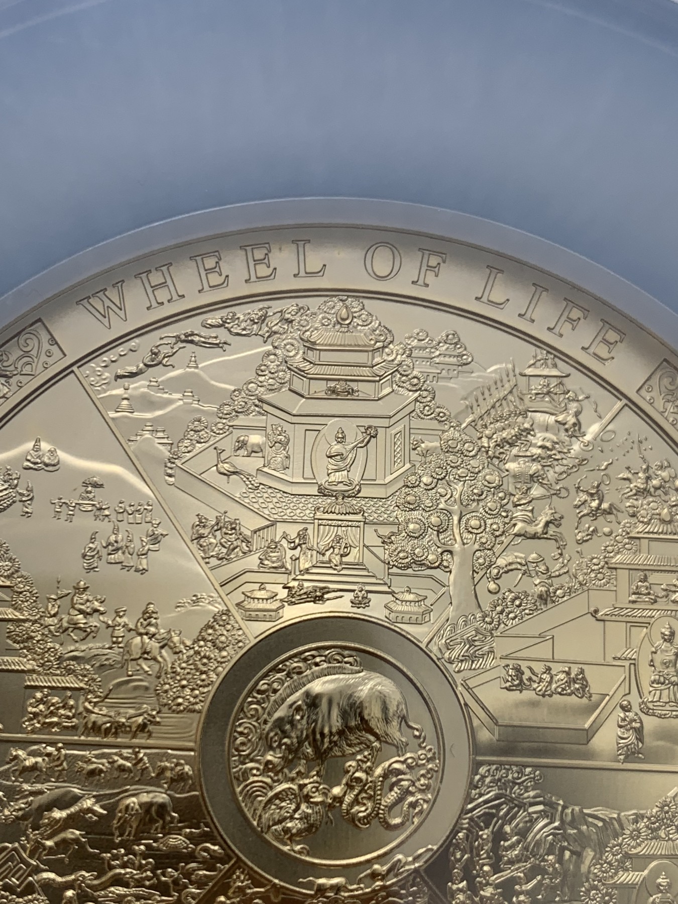 《竞宝斋》圣诞专辑  第二场  第228场 定制纪念章相赠 (全场顺丰包邮) NGC MS70 2019年库克考古学系列-生命之轮镀金银币（限量-蓝标首期）， 65mm，3盎司，999银，市场价值5000+，发行量33枚。