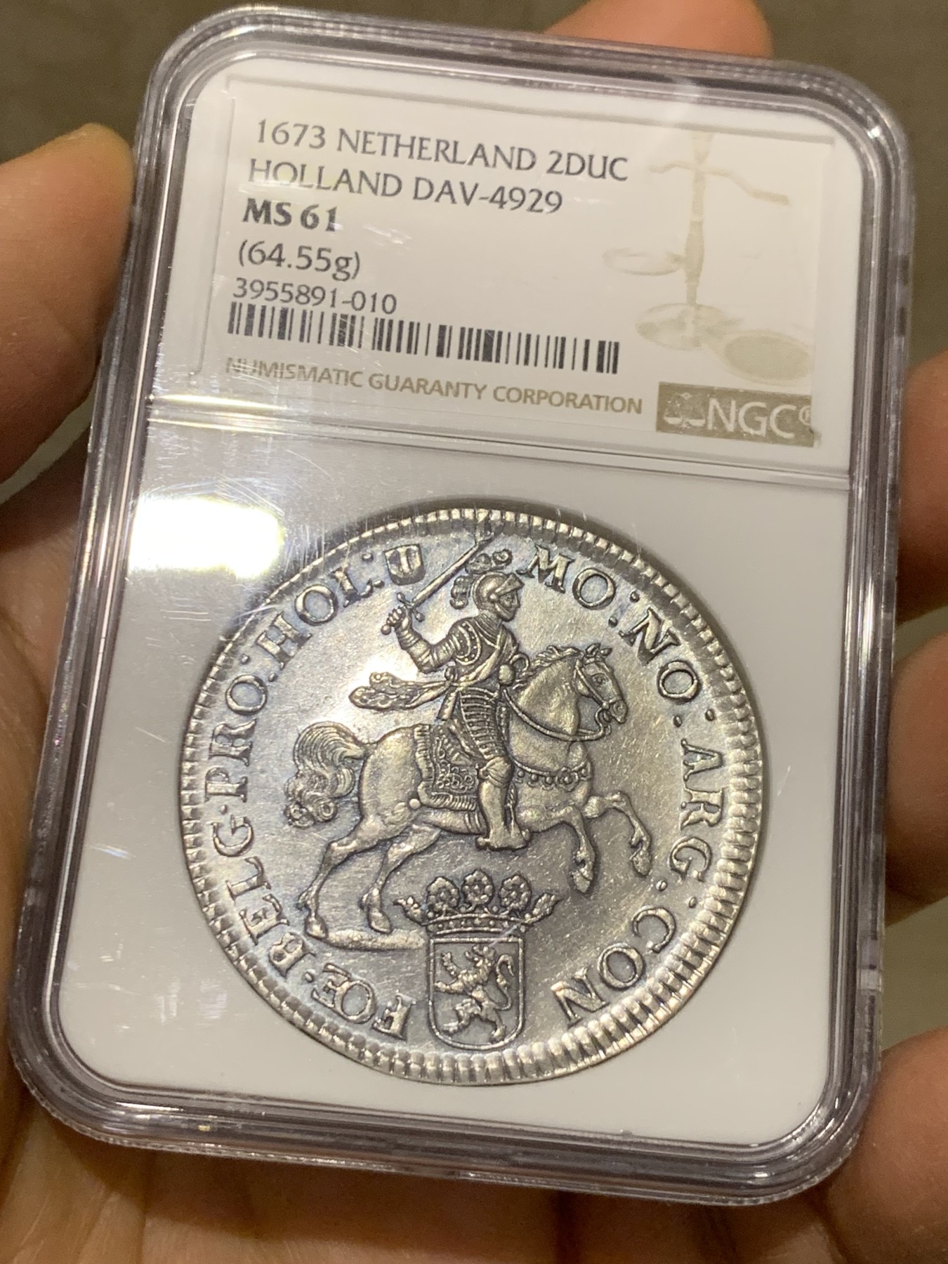《竞宝斋》圣诞专辑  第二场  第228场 定制纪念章相赠 (全场顺丰包邮) 稀少亚军分！NGC MS61 荷兰 1673 荷兰省 2杜卡特 大马剑银币 64.55克 双倍的快乐 底板光度好 全深打 非常难的品种 上涨幅度惊人