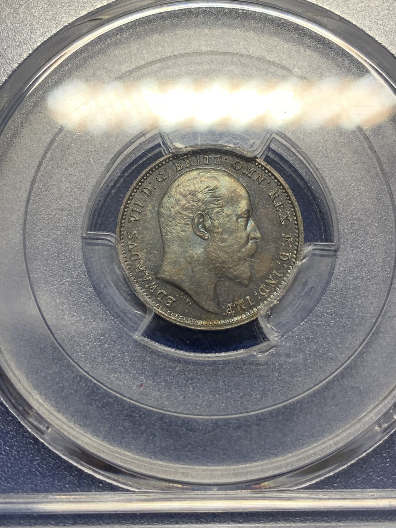 《竞宝斋》圣诞专辑  第二场  第228场 定制纪念章相赠 (全场顺丰包邮) 4枚一组 PCGS-PL66-68 英国1906年爱德华七世 濯足节套币。镜面感非常明显，且有统一的欧珀光泽包浆，全套高分，包含多枚冠军分，不可超越的一套。带同年份原盒。