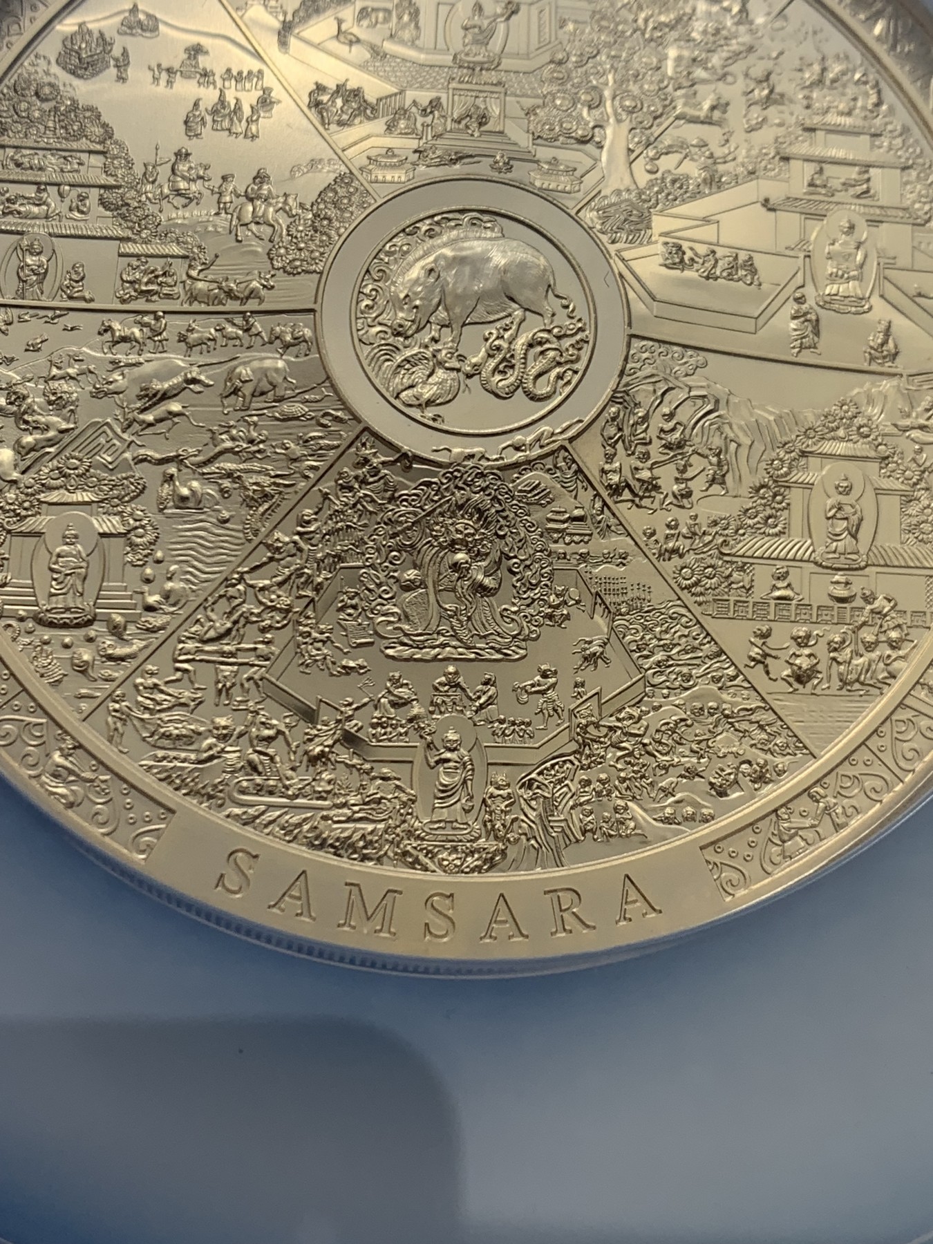 《竞宝斋》圣诞专辑  第二场  第228场 定制纪念章相赠 (全场顺丰包邮) NGC MS70 2019年库克考古学系列-生命之轮镀金银币（限量-蓝标首期）， 65mm，3盎司，999银，市场价值5000+，发行量33枚。