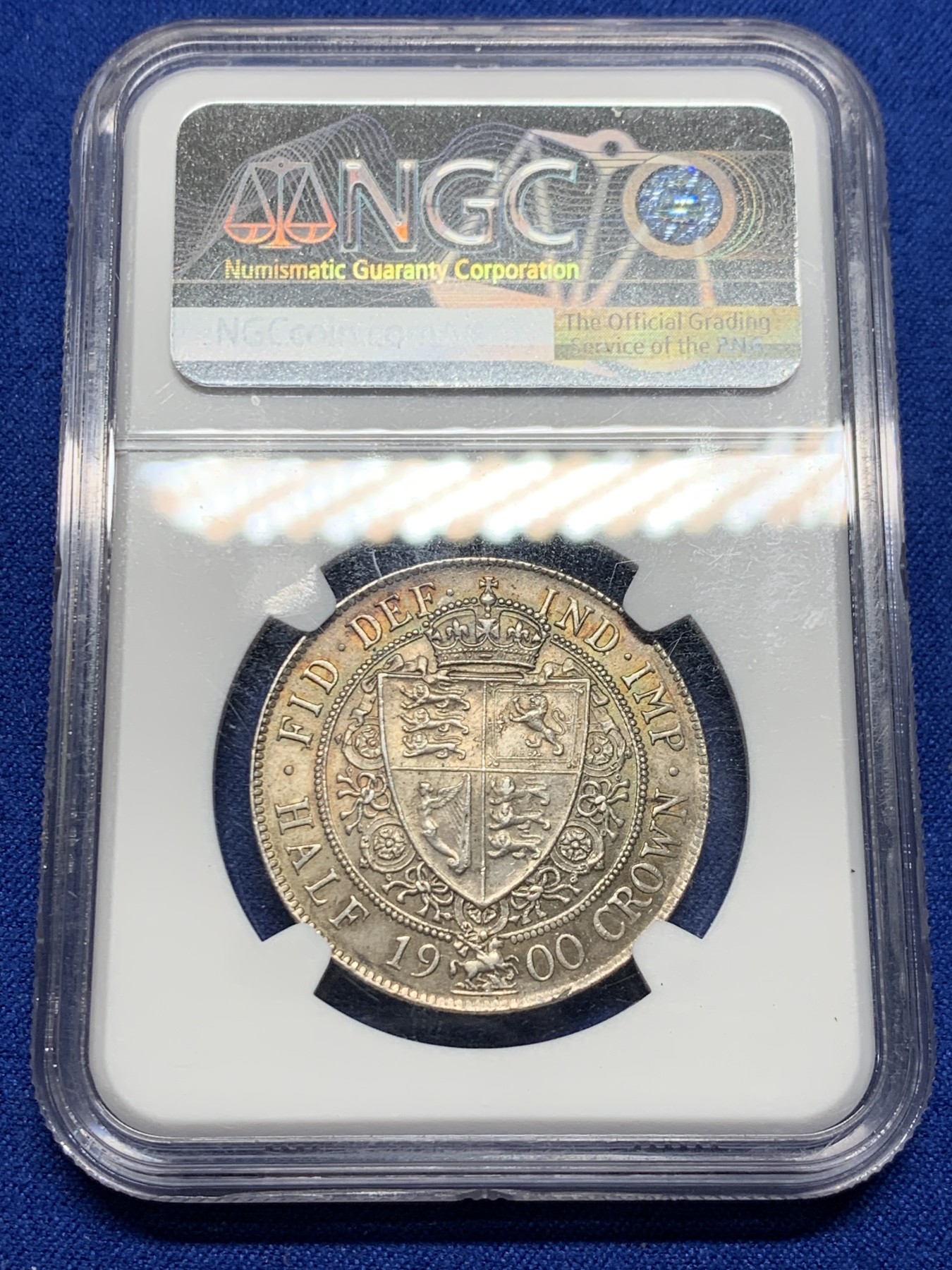 《竞宝斋》圣诞专辑  第二场  第228场 定制纪念章相赠 (全场顺丰包邮) NGC MS64 英国1900维多利亚披纱版半克朗银币 双面原味包浆 带十字光 值得收藏