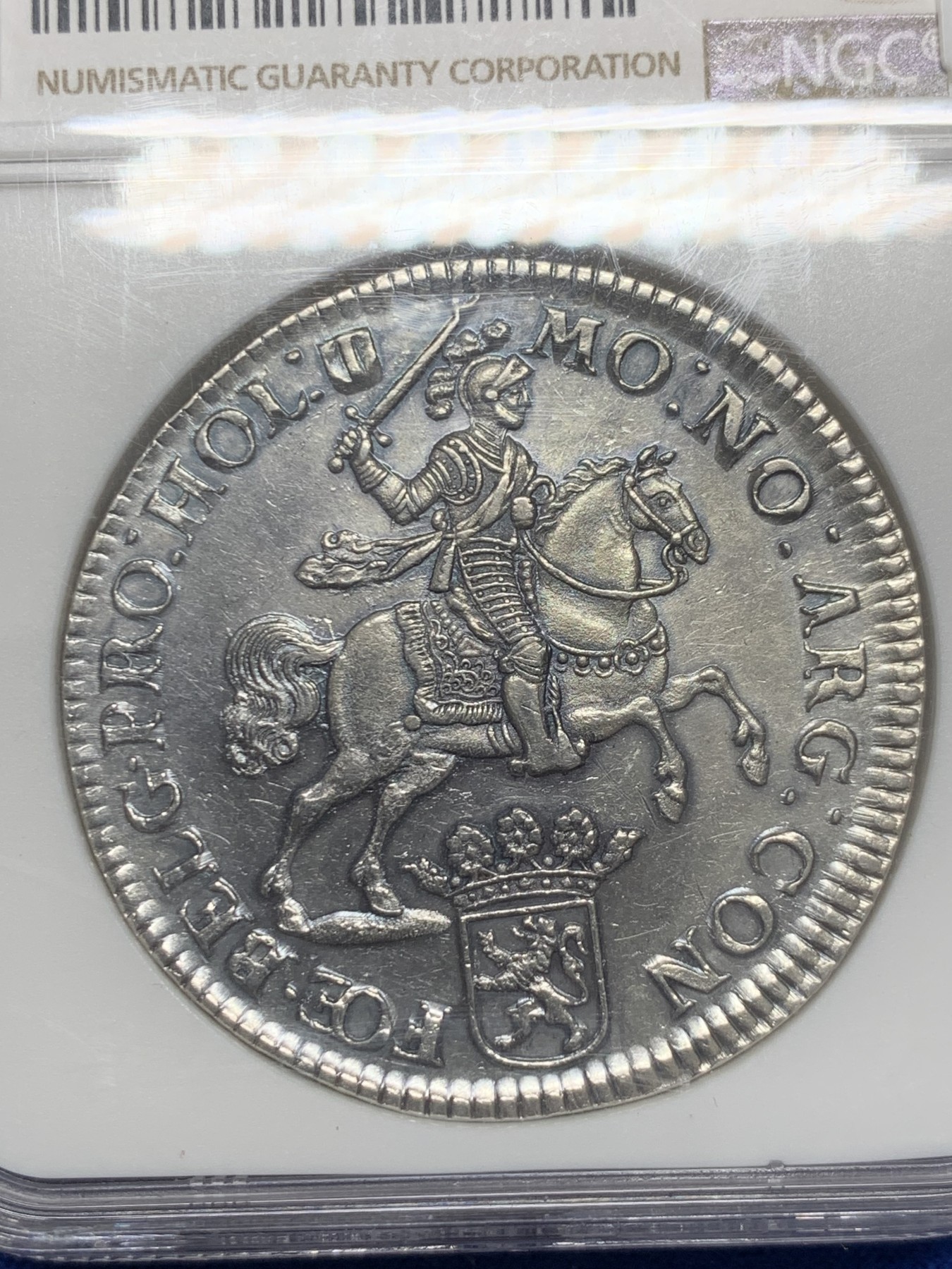 《竞宝斋》圣诞专辑  第二场  第228场 定制纪念章相赠 (全场顺丰包邮) 稀少亚军分！NGC MS61 荷兰 1673 荷兰省 2杜卡特 大马剑银币 64.55克 双倍的快乐 底板光度好 全深打 非常难的品种 上涨幅度惊人