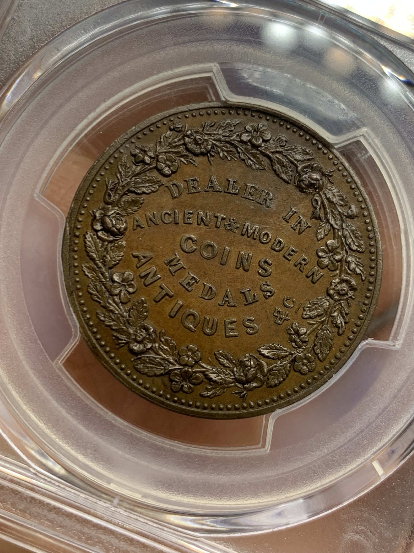 《竞宝斋》圣诞专辑  第二场  第228场 定制纪念章相赠 (全场顺丰包邮) PCGS MS64 冠军 英国1839年Token半便士，著名币商William Till广告币