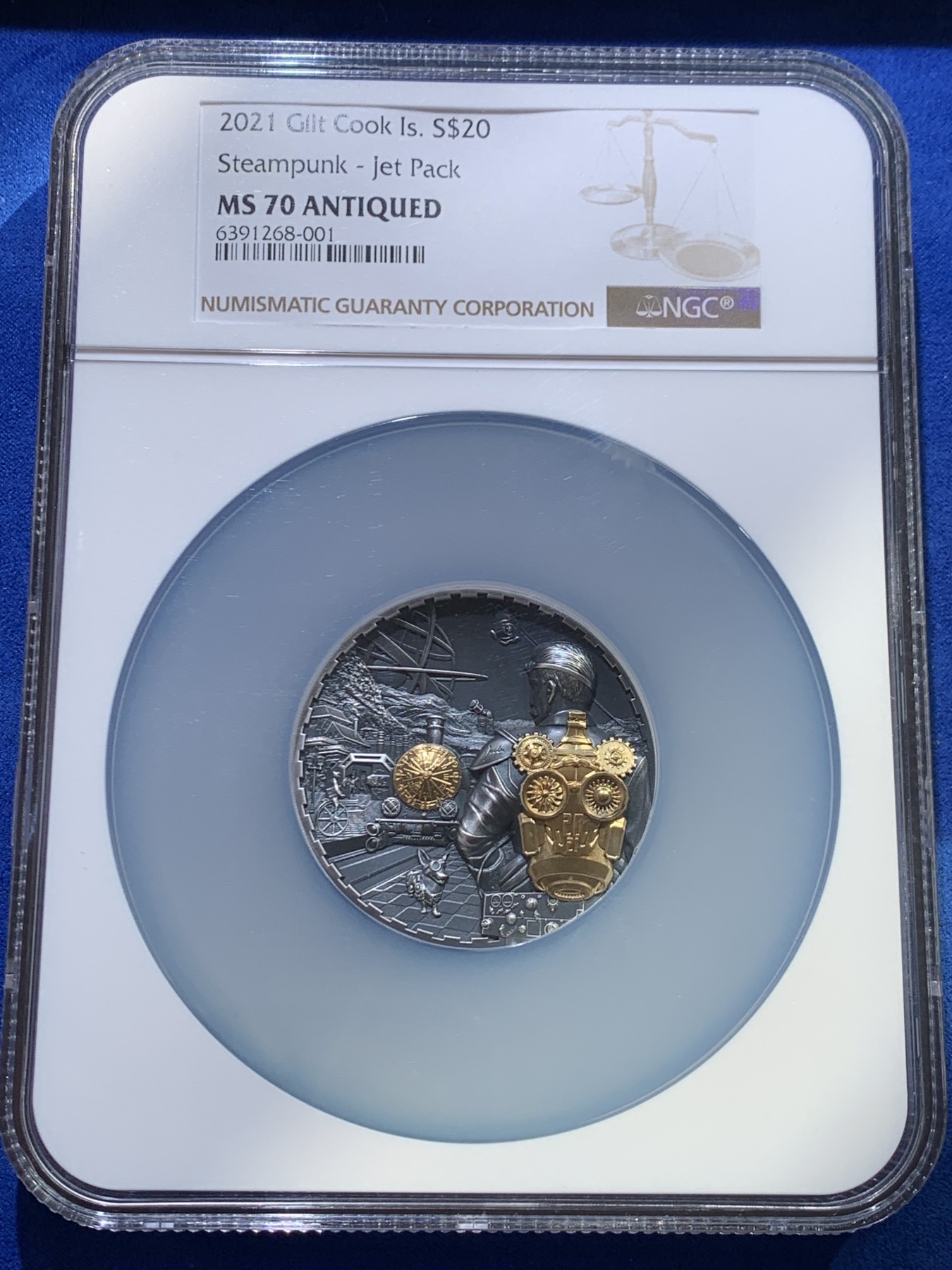 《竞宝斋》圣诞专辑  第二场  第228场 定制纪念章相赠 (全场顺丰包邮) NGC MS70 2021年库克蒸汽朋克系列-喷气背包浮雕镀金仿古纪念银币 盒装  50mm 3盎司 999银 发行量888枚