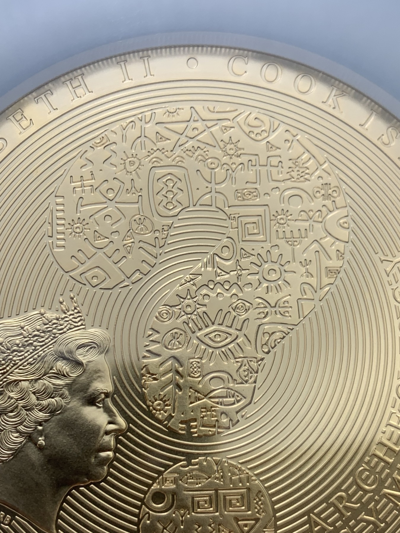 《竞宝斋》圣诞专辑  第二场  第228场 定制纪念章相赠 (全场顺丰包邮) NGC MS70 2019年库克考古学系列-生命之轮镀金银币（限量-蓝标首期）， 65mm，3盎司，999银，市场价值5000+，发行量33枚。