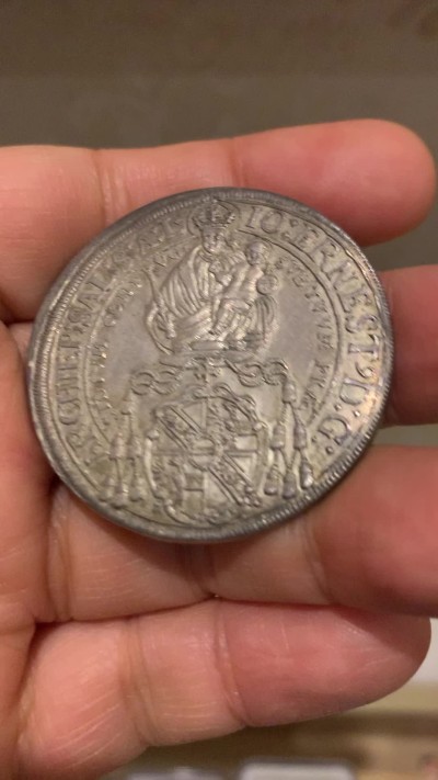 《竞宝斋》圣诞专辑  第二场  第228场 定制纪念章相赠 (全场顺丰包邮) 神圣罗马帝国奥地利大公国1687年萨尔茨堡主教区圣母抱婴泰勒大银币 UNC五彩纸袋包浆 打制深峻饱满 原味顶级裸币