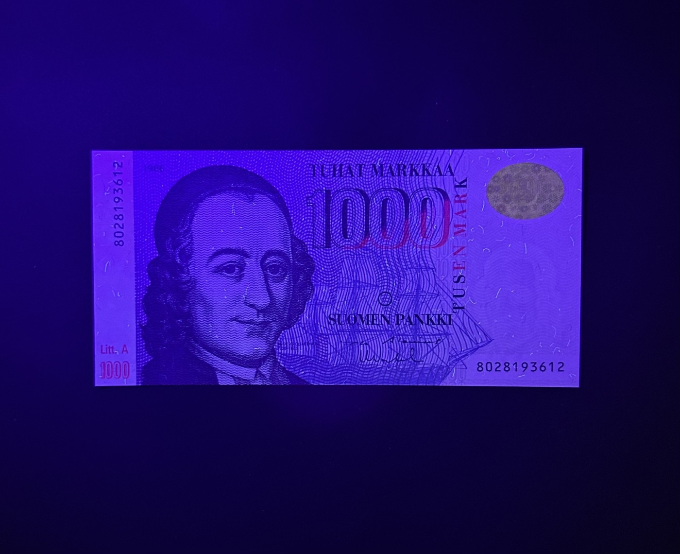 【丑猫1230】今晚6点整，自动快拍 芬兰1000unc(无47)