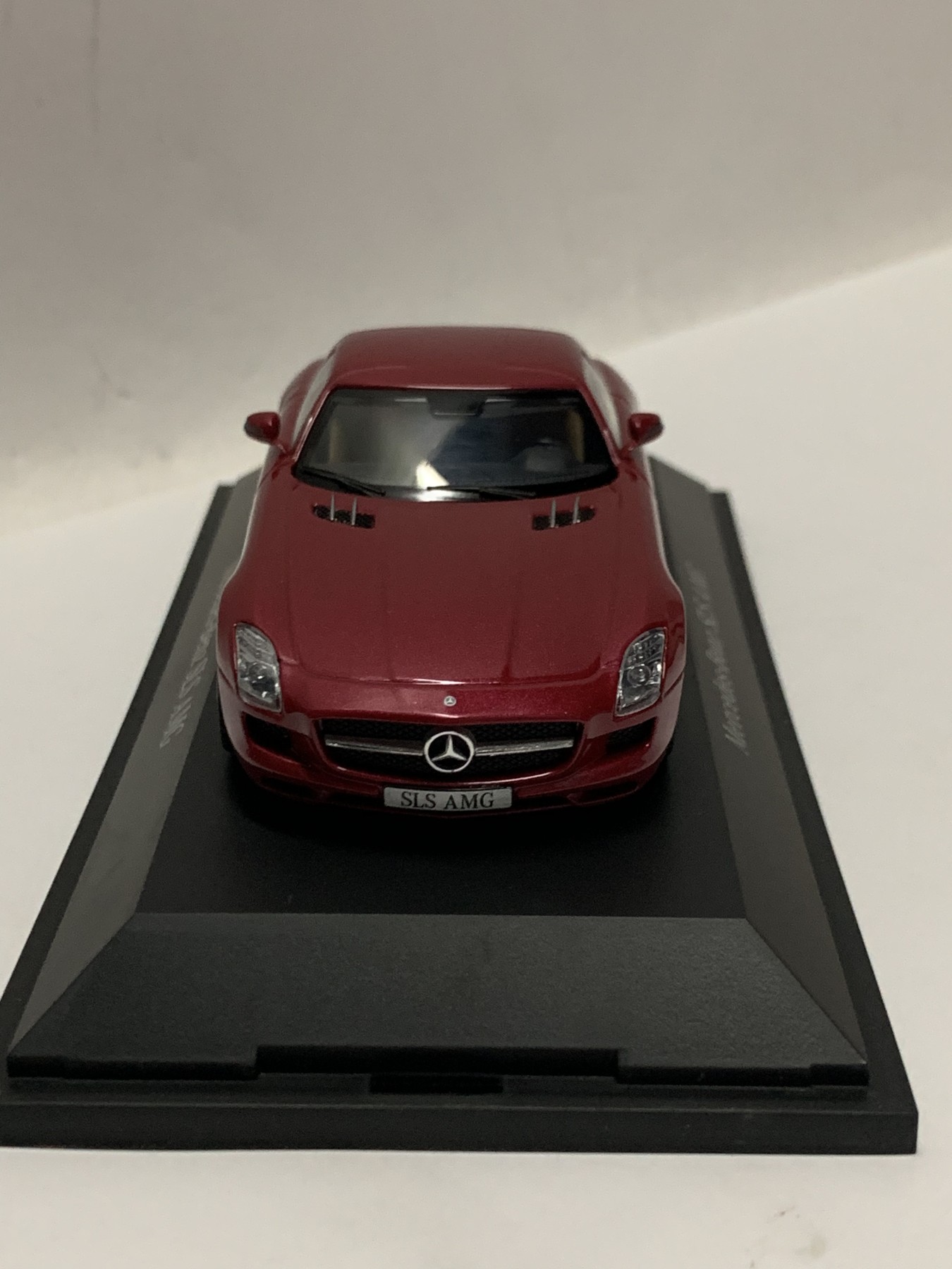 零元拍：奔驰 SLS AMG 模型，全新无外彩盒包装，绝版原版200X年古董