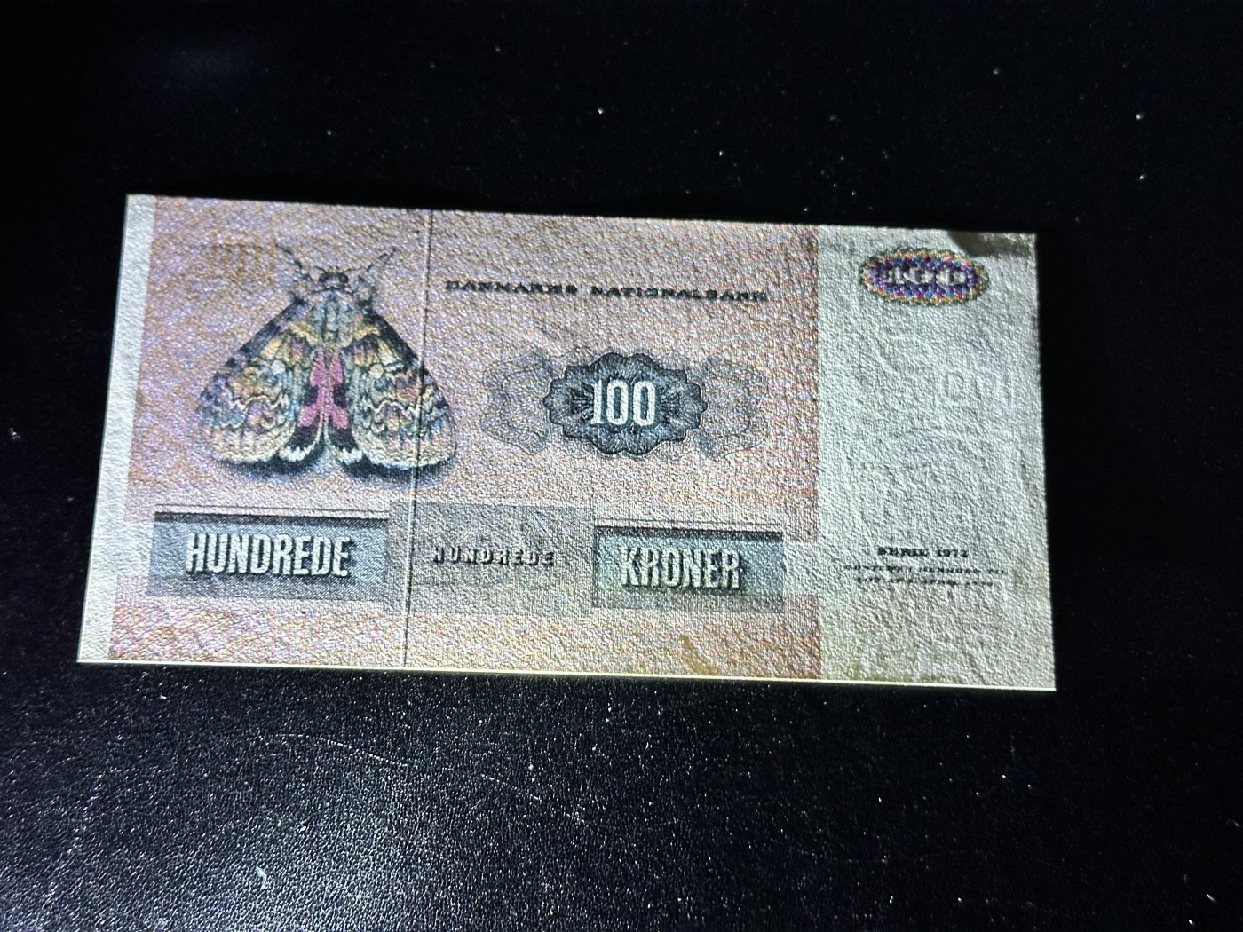 《外钞收藏家》第三百二十五期（连拍第二场） 丹麦动物版100克朗 UNC- 轻微潮