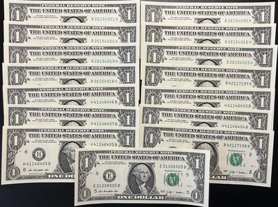 🌗乐淘淘世界纸币收藏拍卖 第36期🌓 美国2009年纸币十五张 1美元 一张有荧光 其余全新UNC