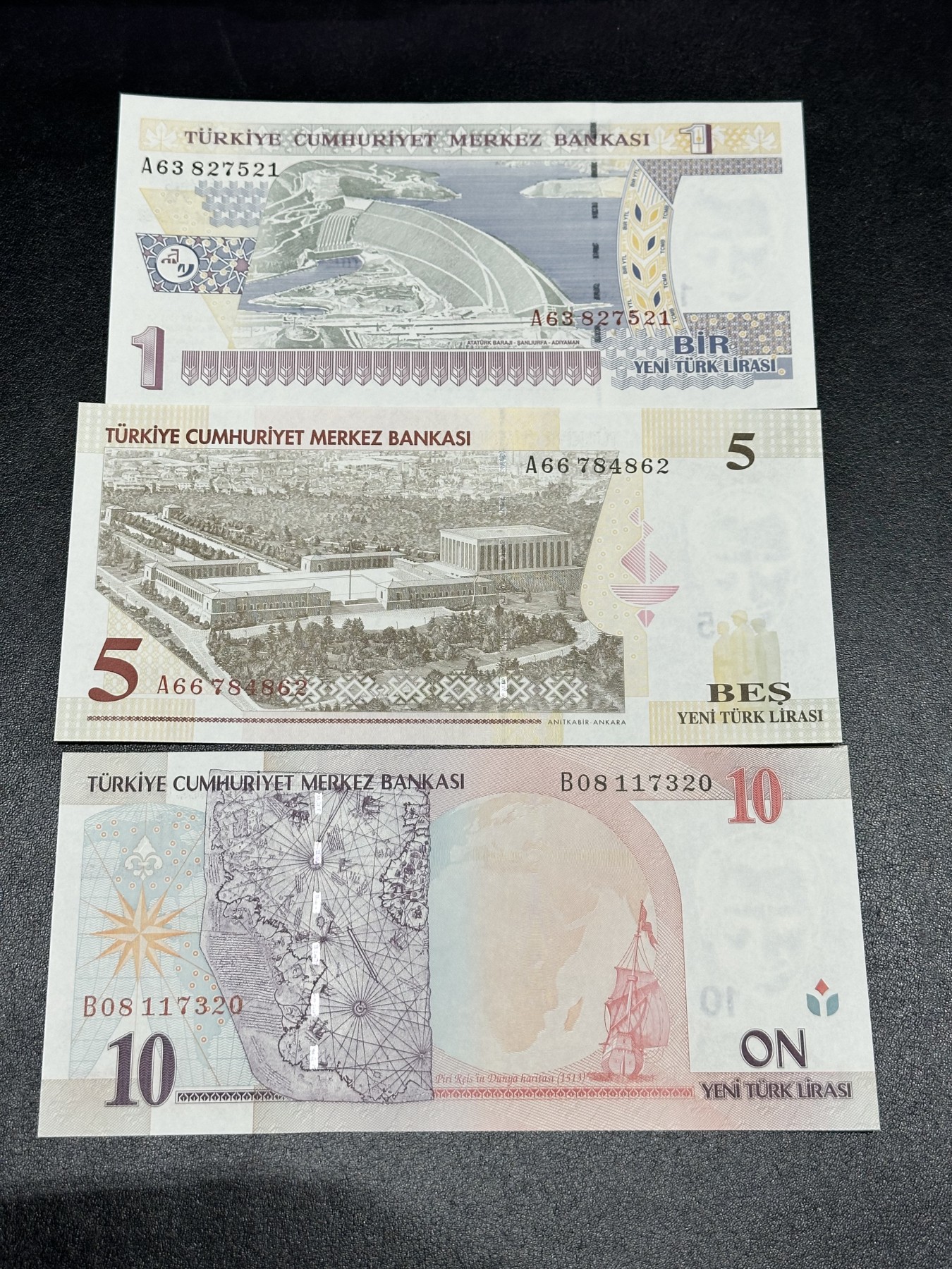 《外钞收藏家》第三百二十四期 地中海四国专场（土耳其/塞浦路斯/叙利亚/黎巴嫩） 土耳其2005年1/5/10新里拉（P216-P218）全新