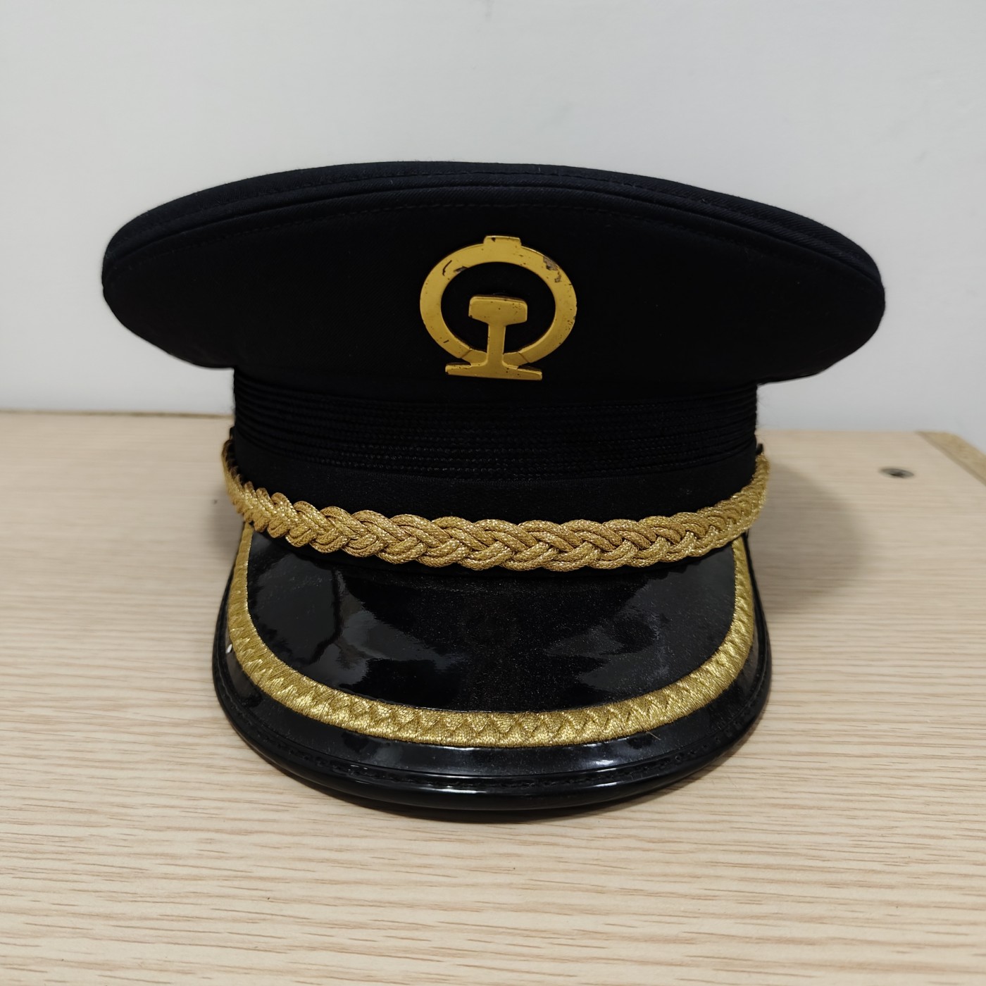 全场0元起拍 第121期 咸鱼国勋章拍卖专场 12月31日（周日）下午6：00开始 苏联模式 铁路大檐帽 16年产 58CM 同乐帽厂