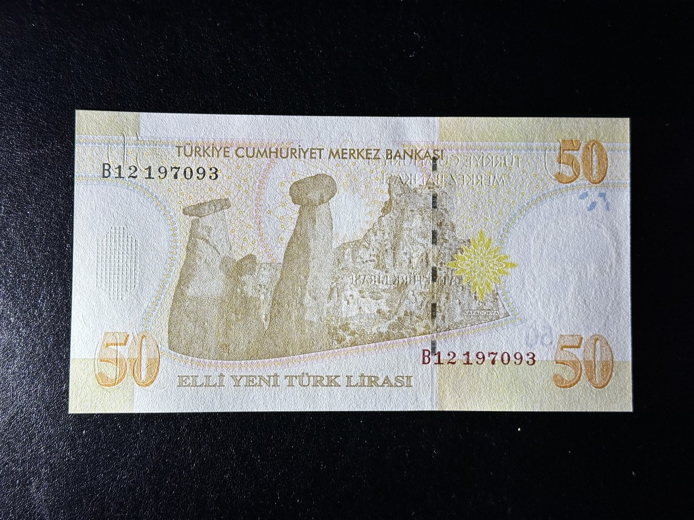 《外钞收藏家》第三百二十四期 地中海四国专场（土耳其/塞浦路斯/叙利亚/黎巴嫩） 土耳其2005年50新里拉（P220）全新