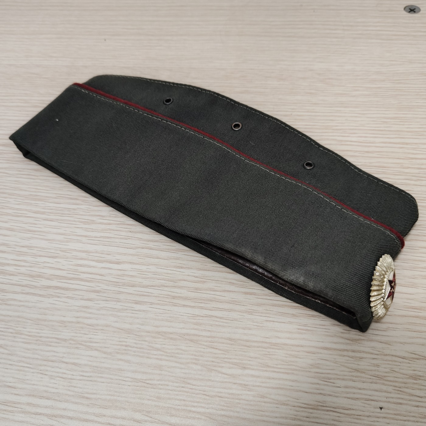 全场0元起拍 第121期 咸鱼国勋章拍卖专场 12月31日（周日）下午6：00开始 苏联军官船帽57-58头围