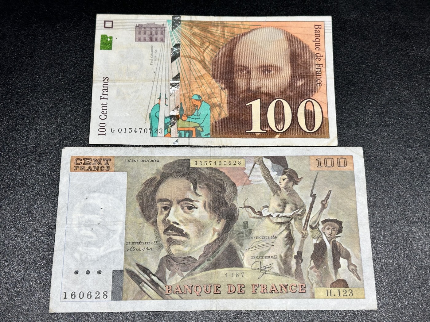 《外钞收藏家》第三百二十五期（连拍第二场） 法国100法郎两个版本 一起 流通品相