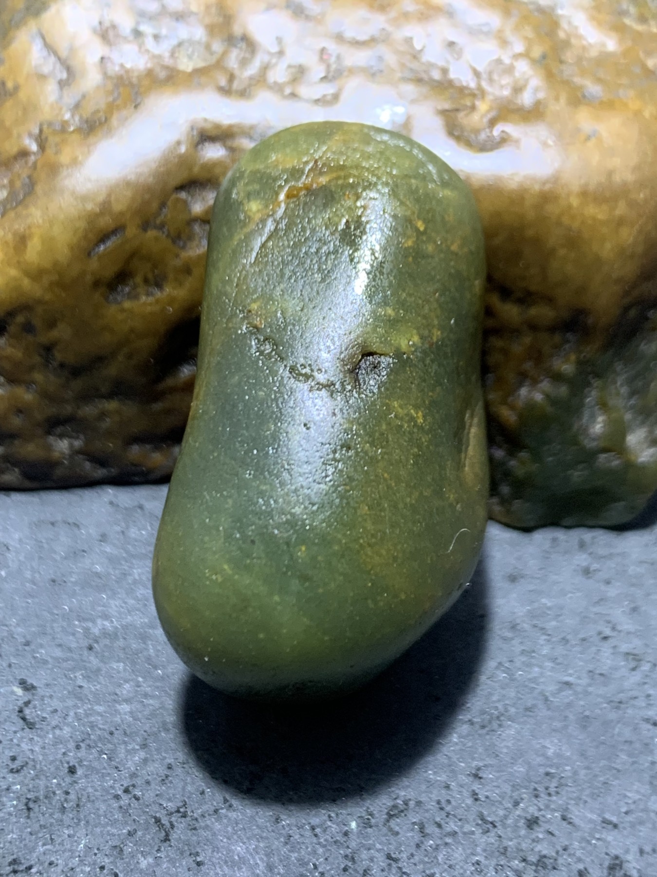 洒金皮和田青玉独籽一颗