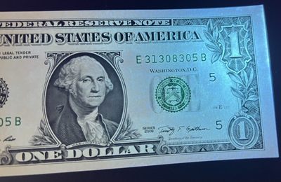 🌗乐淘淘世界纸币收藏拍卖 第36期🌓 美国2009年纸币十五张 1美元 一张有荧光 其余全新UNC