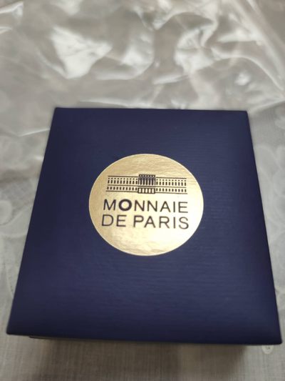 燕姐换藏第72拍 获奖币法国2012年伊夫克莱蓝手原盒银币