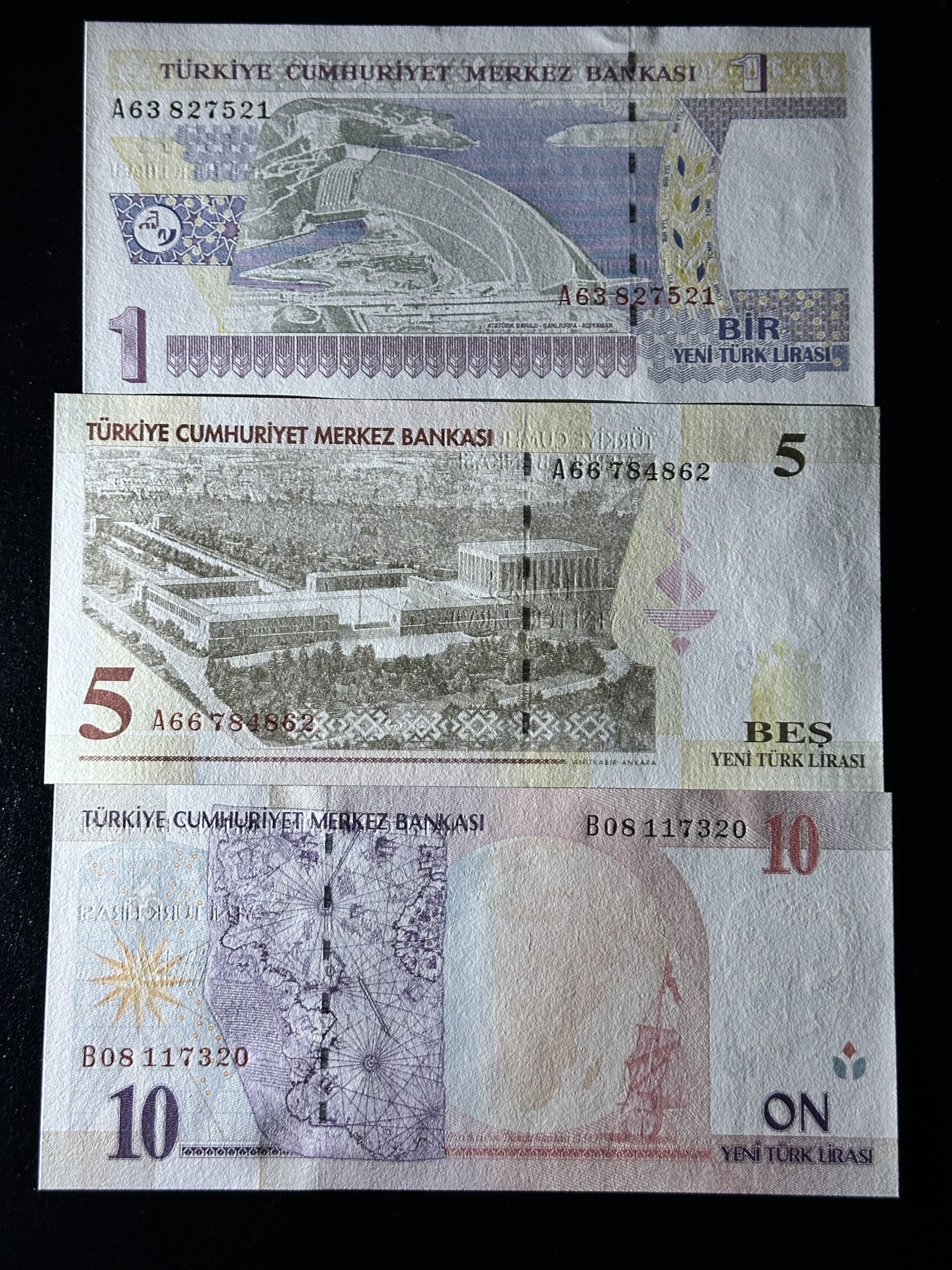 《外钞收藏家》第三百二十四期 地中海四国专场（土耳其/塞浦路斯/叙利亚/黎巴嫩） 土耳其2005年1/5/10新里拉（P216-P218）全新