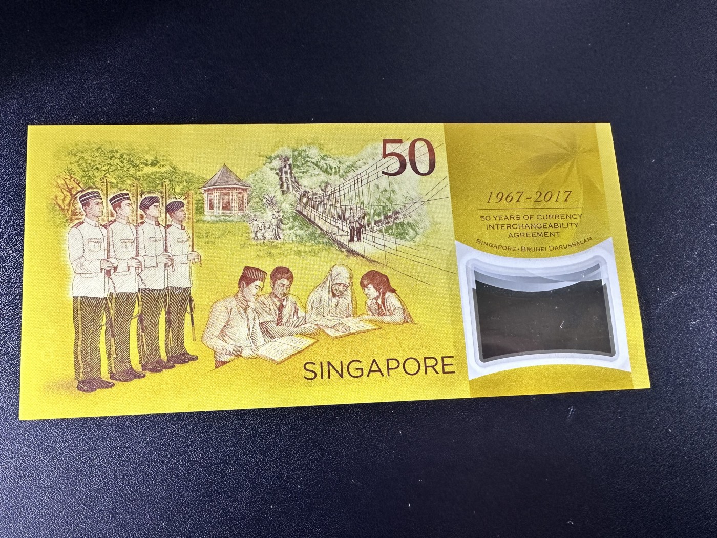 《外钞收藏家》第三百二十五期（连拍第二场） 2017年新加坡50元 纪念钞 全新UNC