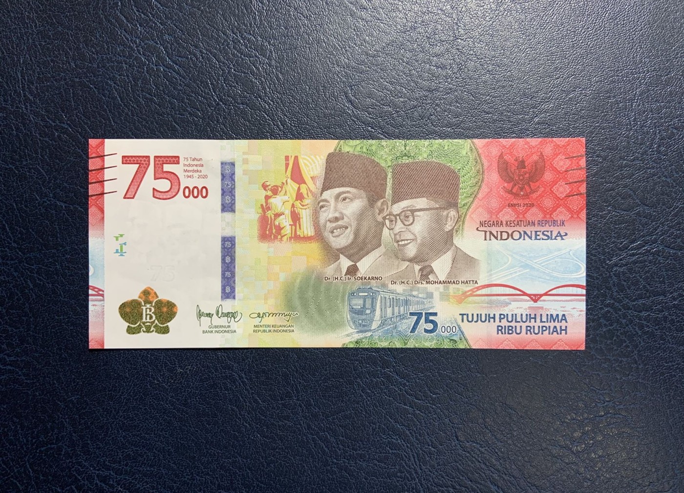 收藏联盟Quantum Auction 第314期拍卖  印度尼西亚2020年75000卢比独立75周年纪念 品相UNC 边角微瑕 号码无457