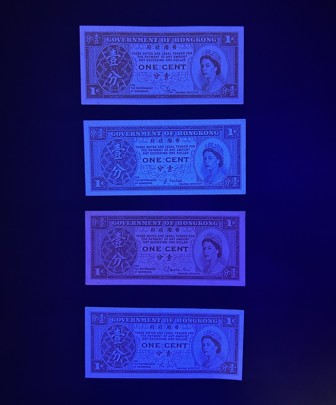 【丑猫1230】今晚6点整，自动快拍 女王四种签名unc*4