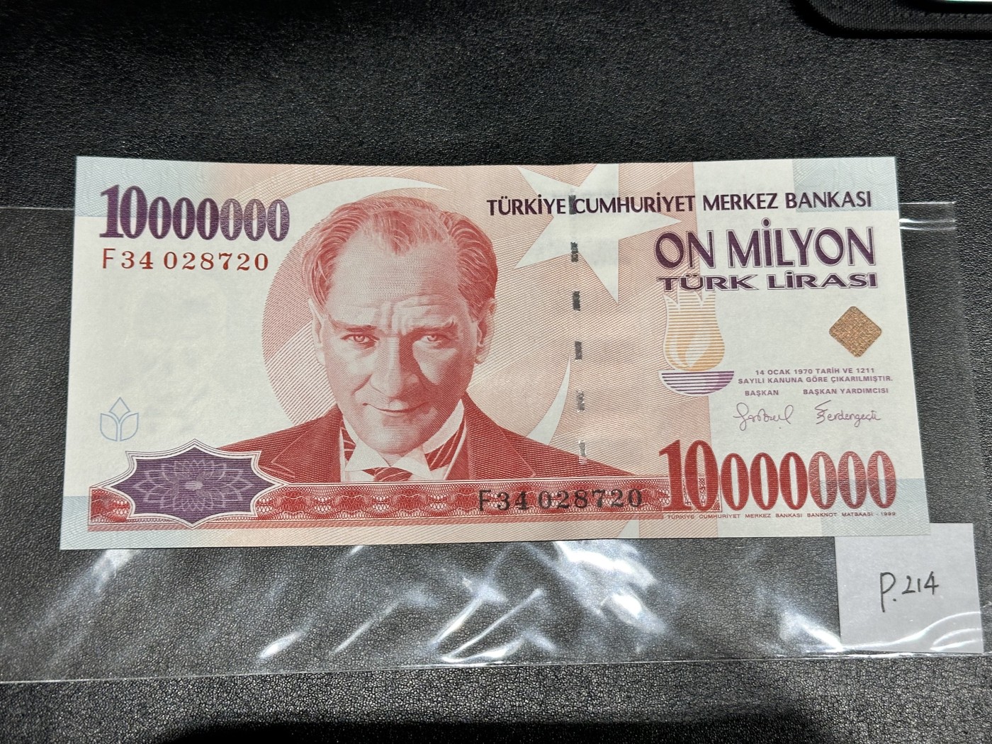 《外钞收藏家》第三百二十四期 地中海四国专场（土耳其/塞浦路斯/叙利亚/黎巴嫩） 土耳其1970年第三版1000万里拉（P214）全新