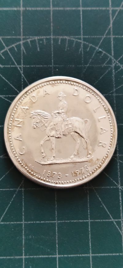 外国硬币初藏散币银币第15场 - 加拿大1元1973年。骑警建立百年纪念银币。
