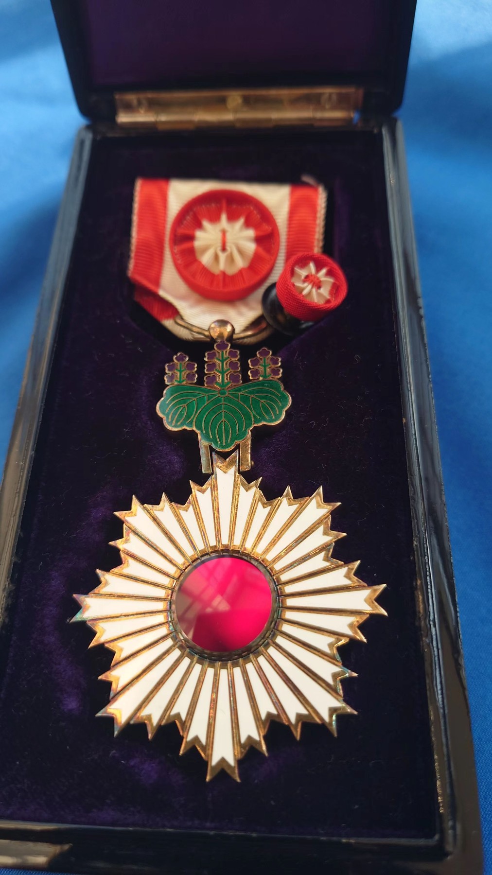 四等旭日小绶章- 勋章勋记收藏- 勋章勋记收藏- 麦稀奇