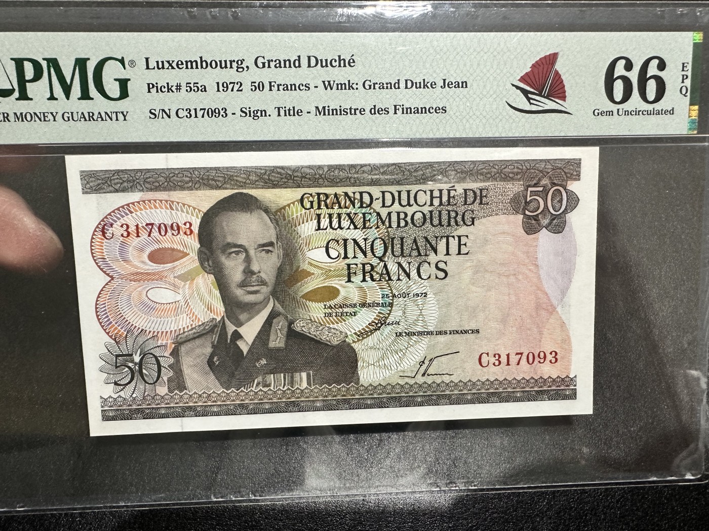《外钞收藏家》第三百二十五期（连拍第二场） 1972年卢森堡50法郎 PMG66