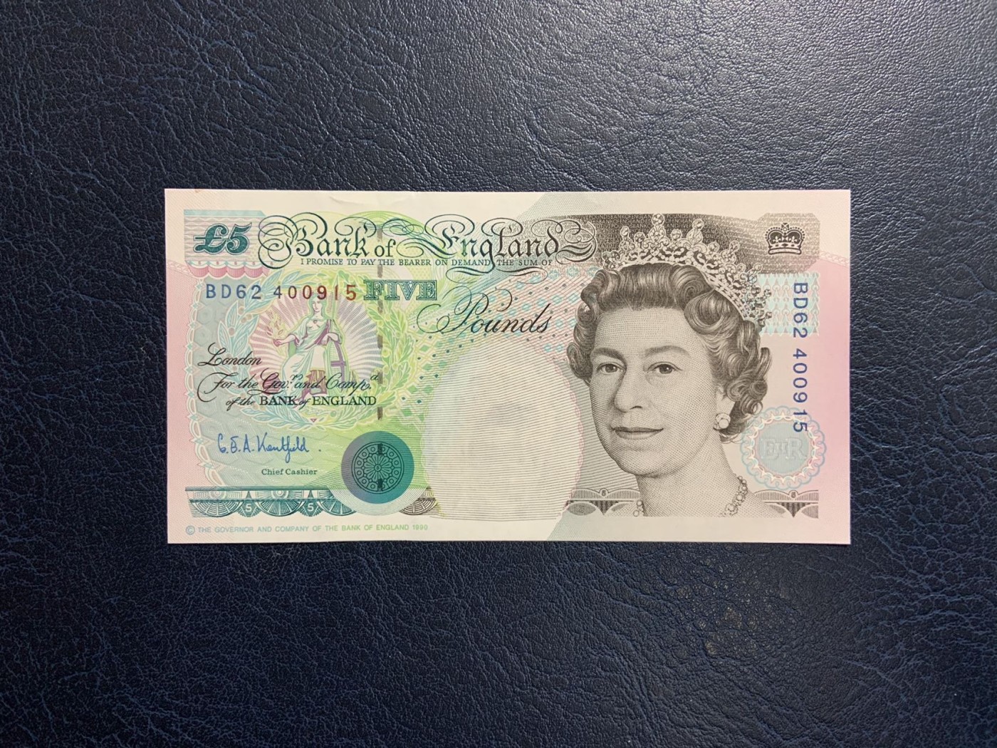 收藏联盟Quantum Auction 第314期拍卖  英国1993-99年5镑 品相UNC 边角瑕疵