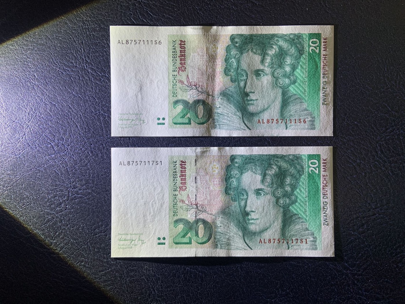 收藏联盟Quantum Auction 第314期拍卖  德国联邦1991年20马克 品相AU+ 号码无4 且其中一张为111豹子号