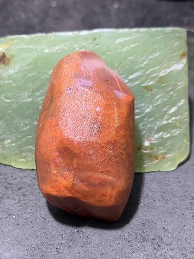 精美南红玛瑙明料原石一颗， - 精美南红玛瑙明料原石一颗，