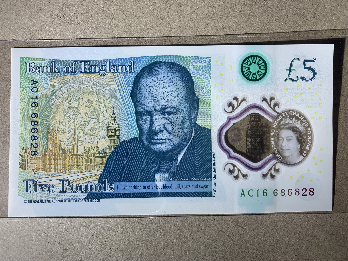 【礼羽收藏】🌏世界钱币拍卖第132期 【AC16 686828】全新UNC英国G序列5镑 塑料钞 无3457尾828