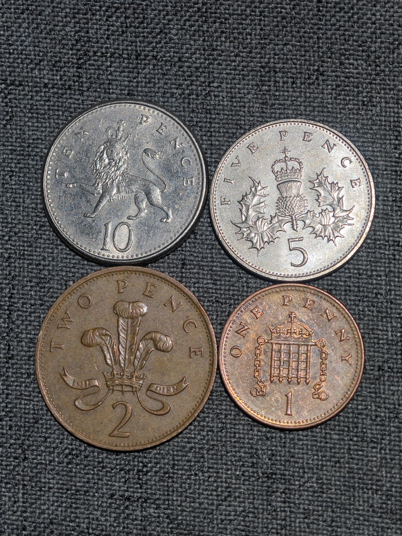 外国硬币收藏店第6期 英国女王10、5、2、1便士4枚