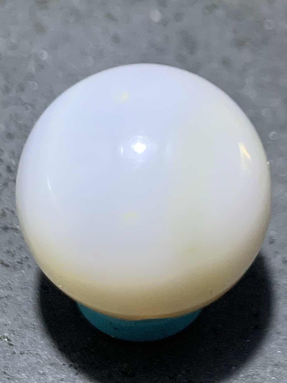 精美亚光高玉化海洋玉髓手工俏色巧雕富贵有余随形圆珠一个！