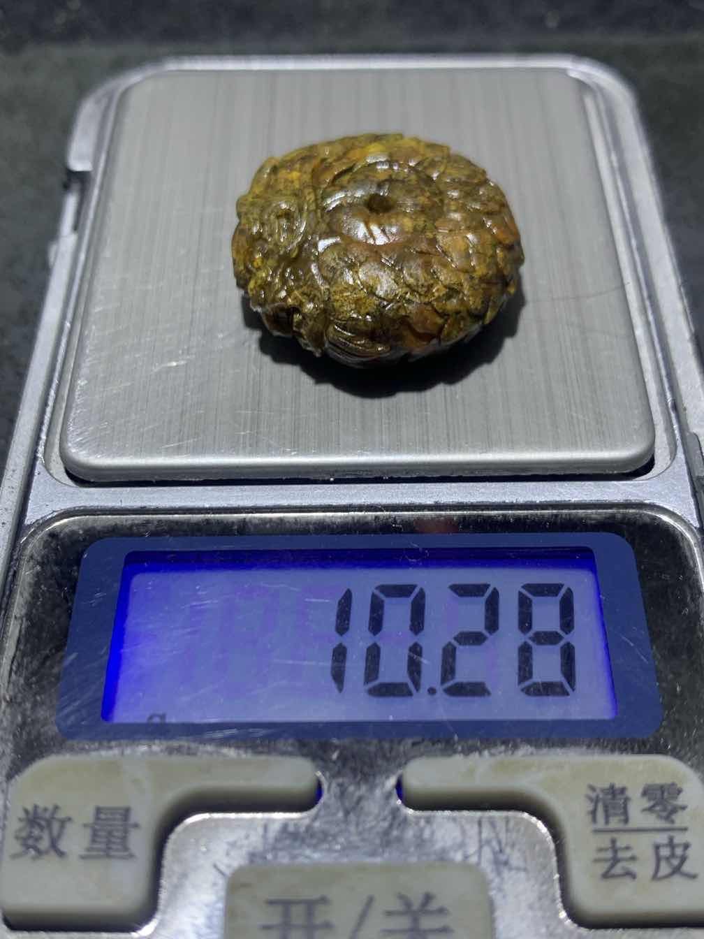 精美亚光高玉化草花纹战国红玛瑙手工雕刻龙扣一个