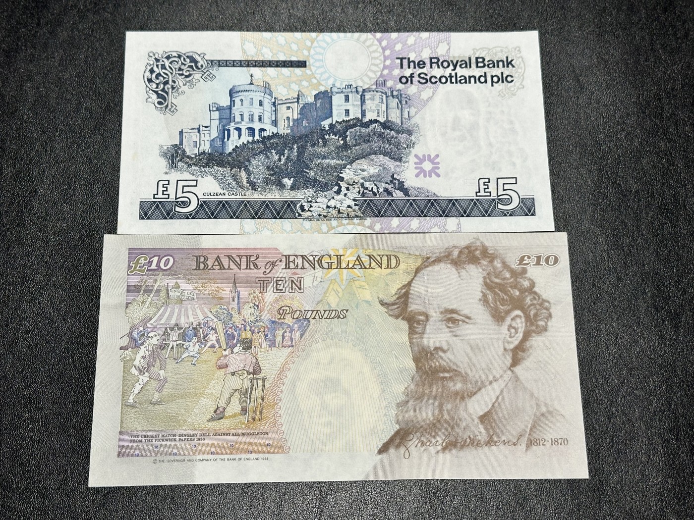 《外钞收藏家》第三百二十五期（连拍第二场） 苏格兰5镑全新 一个英光点+E序列10镑 AU 两张一起