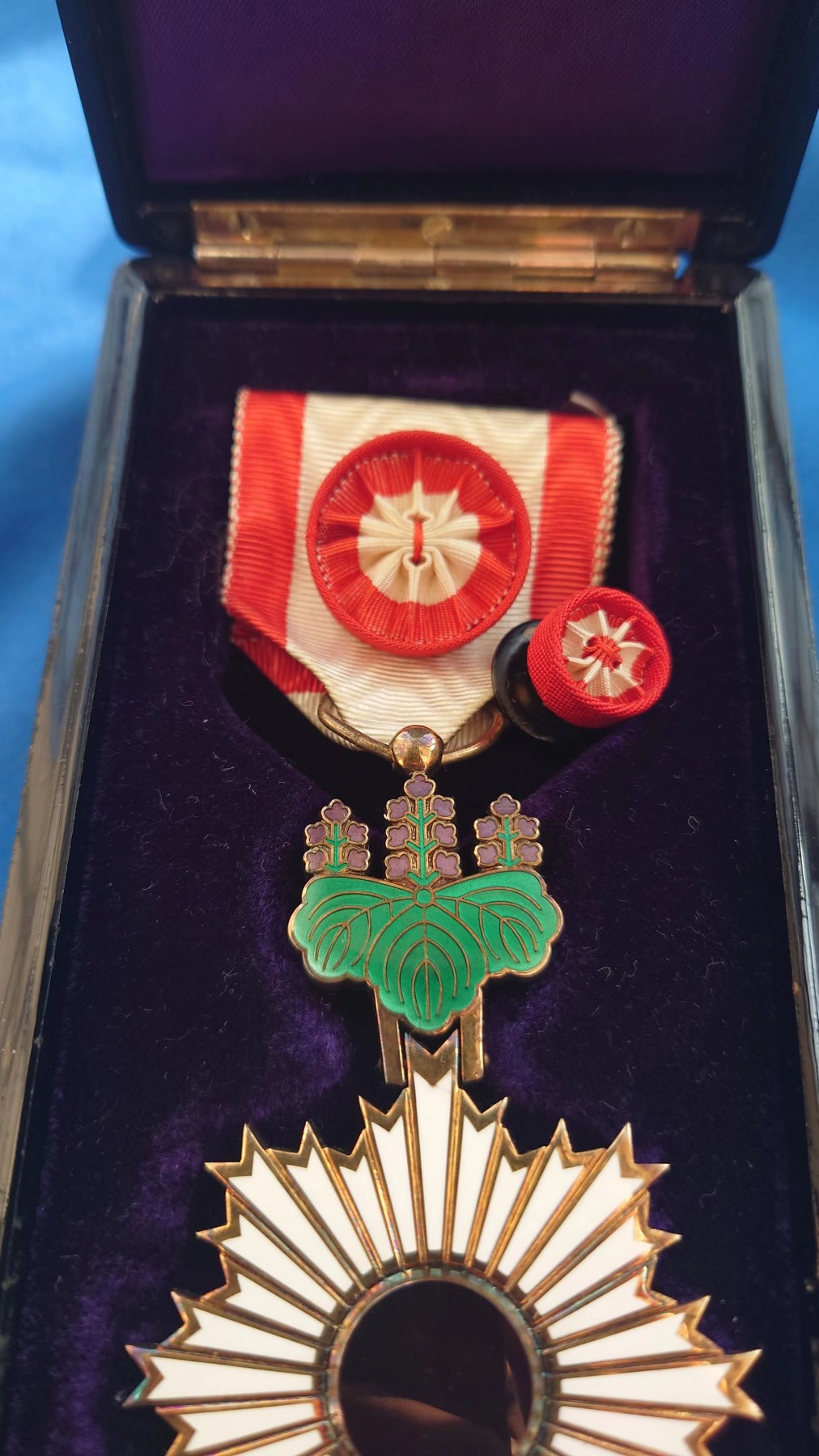 四等旭日小绶章 四等旭日小绶章