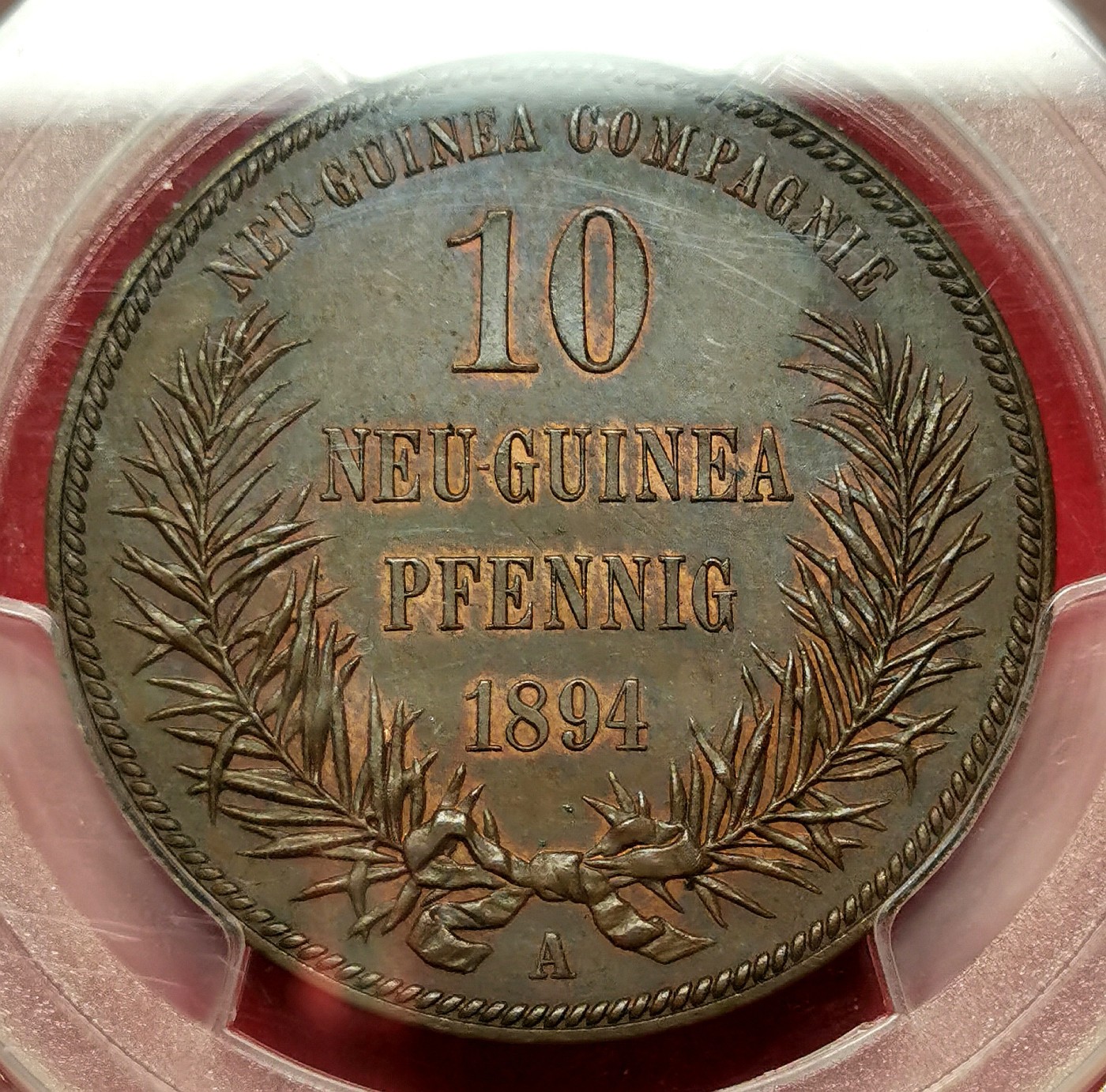 凡希万国世界钱币年度大拍第二季 荐！PCGS MS63BN 1894A德属新几内亚天堂鸟10芬尼大铜，发行量24000枚，德意志彰显国力的炫技之作，极富异国风情的殖民地品种！