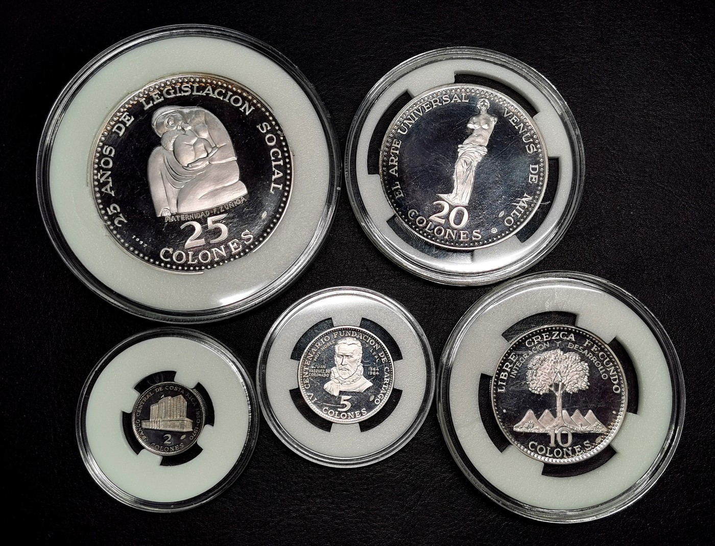 凡希万国世界钱币年度大拍第二季 1970哥斯达黎加精铸PS无盒证 快速上涨品种，紫罗兰自然氧化好品！