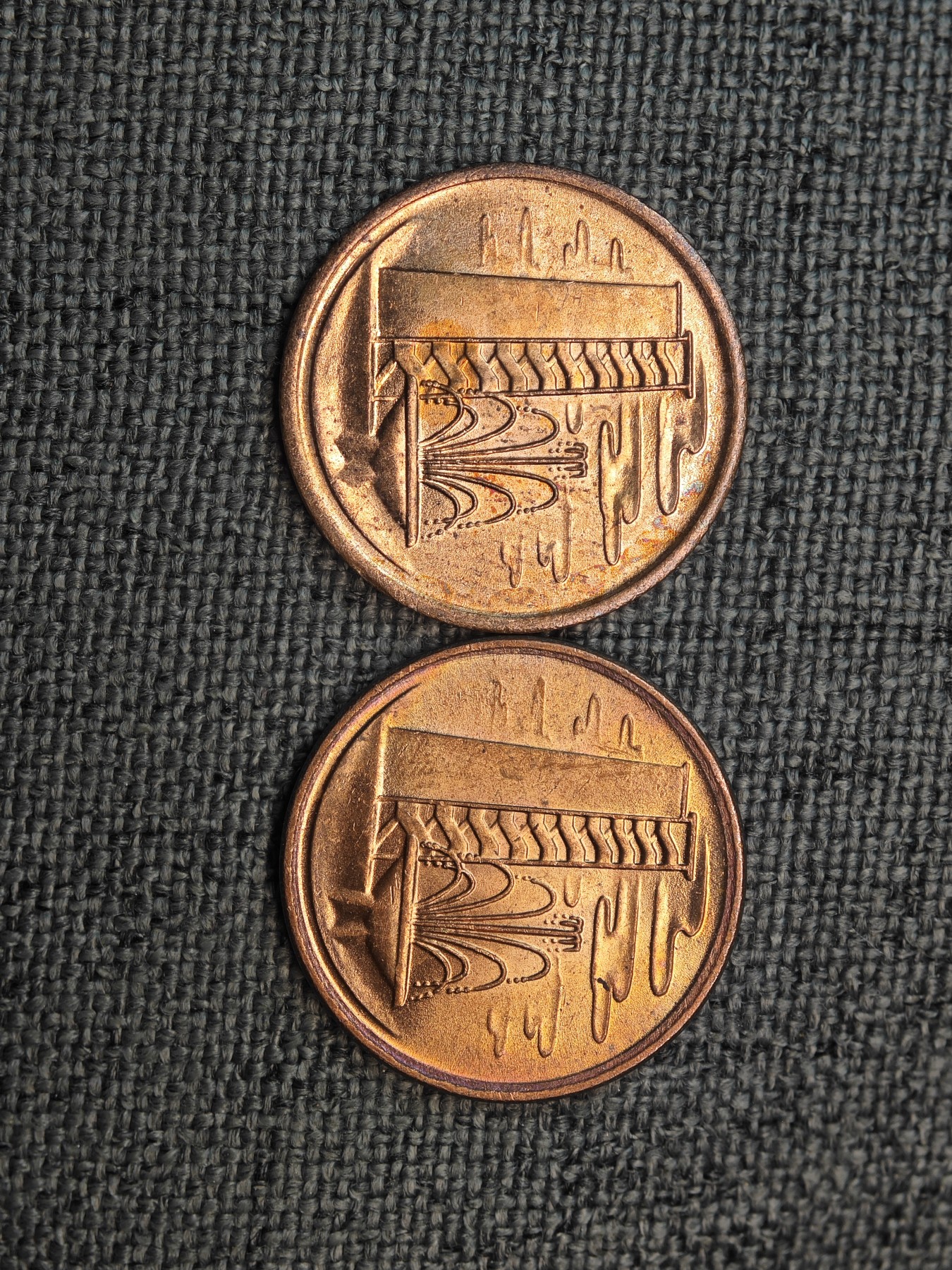 外国硬币收藏店第6期 新加坡70年代喷泉版1分2枚