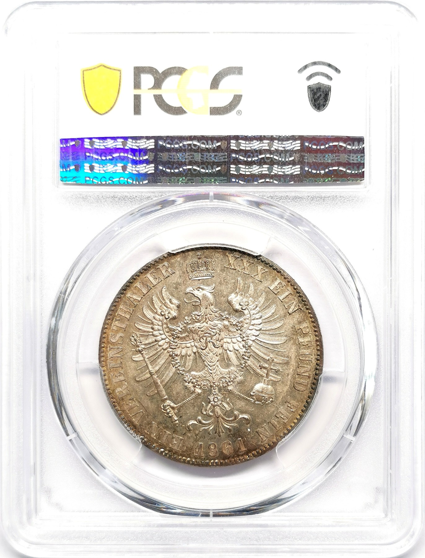 凡希万国世界钱币年度大拍第二季 PCGS MS63 1861年德国普鲁士威廉四世末年流通离冠鹰1泰勒 镜面金虹彩倒影包浆说明一切 人像与离冠鹰有明显的喷砂感 出品人是按PROOF购入 最终只给MS 
